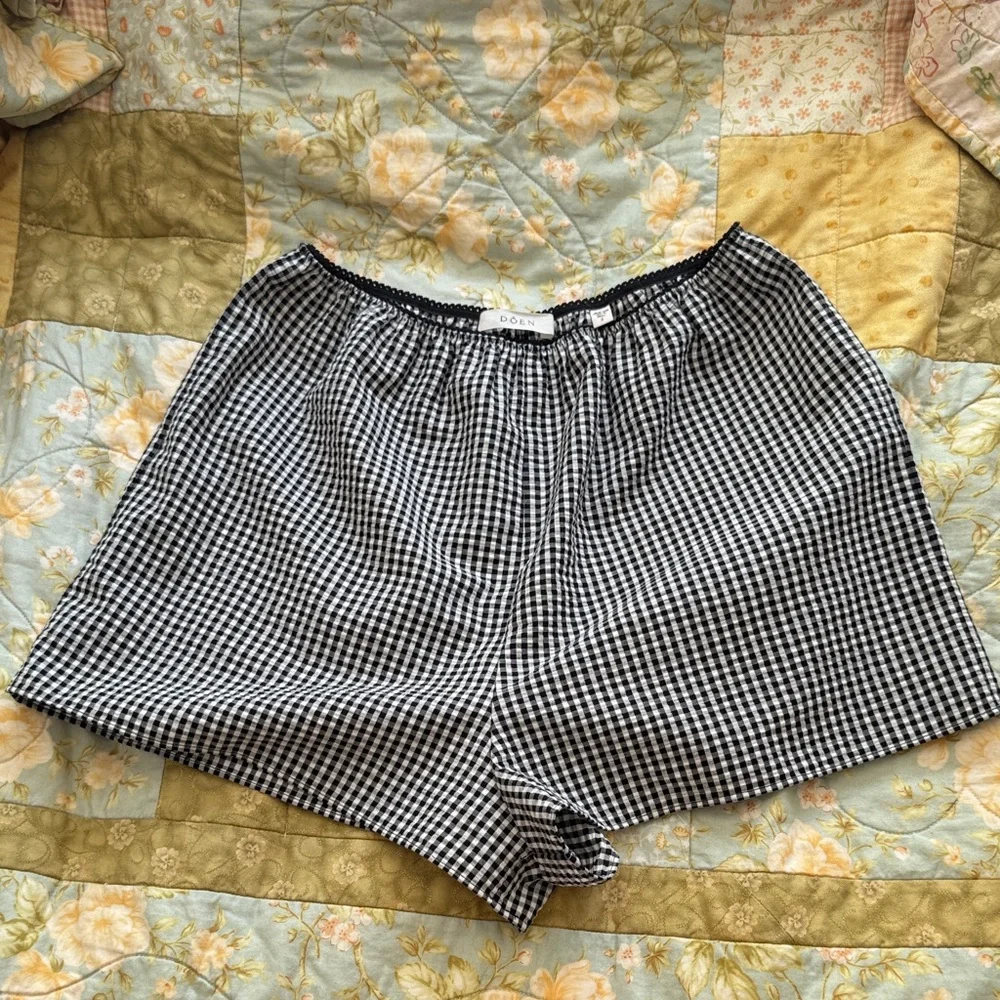 Doen Larena Black and White check gingham High Waist Shorts - Picture 3 of 6